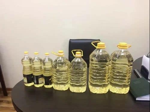 We Are Direct Manufacturer's Of Sunflower Oil Both Crude And Refined And Other Sunflower Oil Related Products. Our Sunflower Oil Is Of High Quality And We Supply In Both Large/Small Quantities. So If Interested In Buying Sunflower Oil Both Crude And Refined And Other Related Products, Then Send Us An Inquiry With your full email address and company details including phone number and skype for better communications.